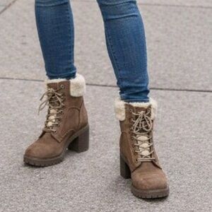NEW Olivia Kate Boots Ryder Ankle Sherpa Booties Heels Lace Up Brown Sz 8